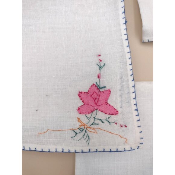 Vintage Hand-Embroidered Linen Napkins Handkerchief Floral Patterns Set Of 12 - Picture 3 of 14